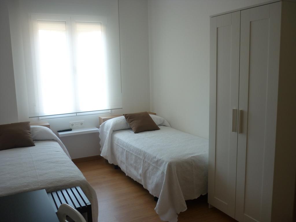 Pensión-Albergue Puente Ribeira Sarria Zimmer foto
