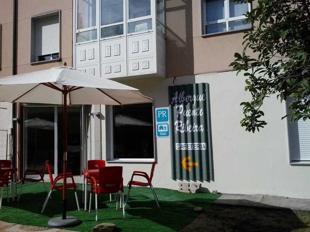 Pensión-Albergue Puente Ribeira Sarria Exterior foto
